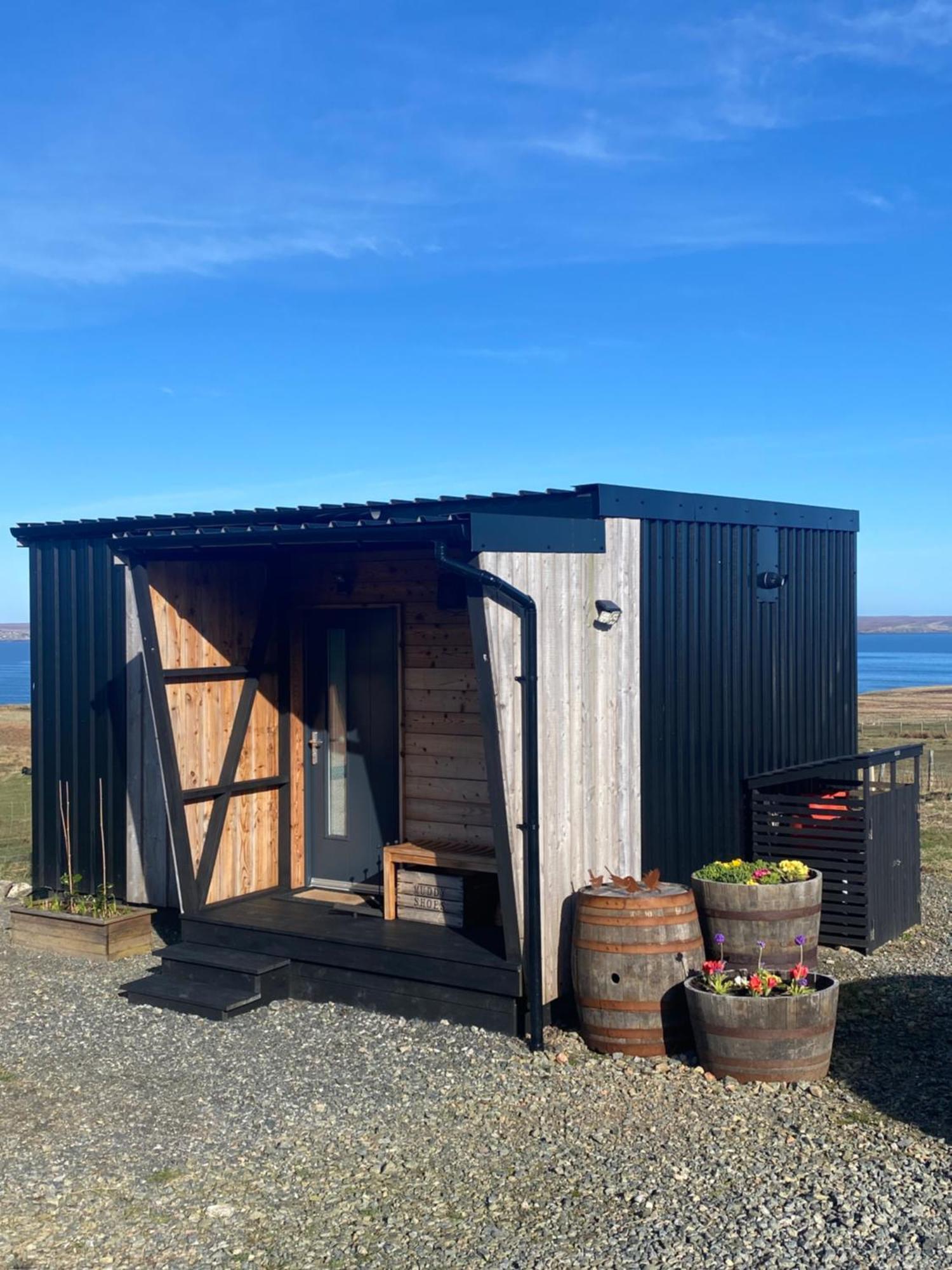 Unique Luxurious Cabin On Sea View Working Croft Garrabost ภายนอก รูปภาพ